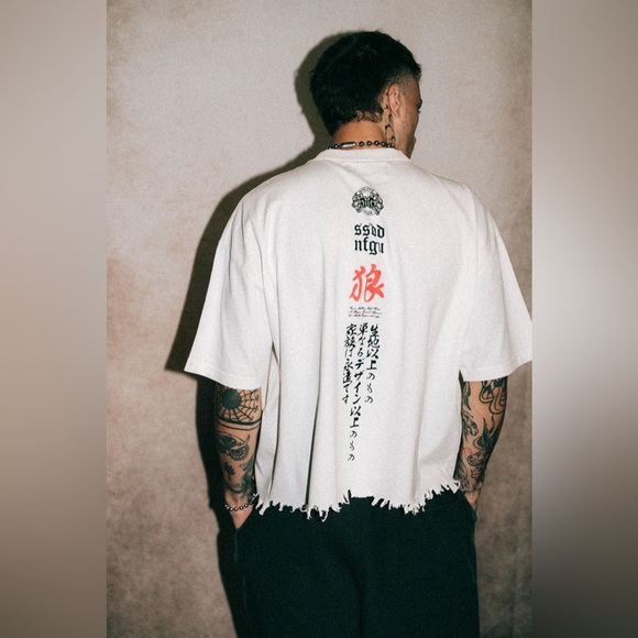HALF MEMPO DESTROYED GRUNGE "BOX CUT" TEE IN CREAM - Picture 5 of 6